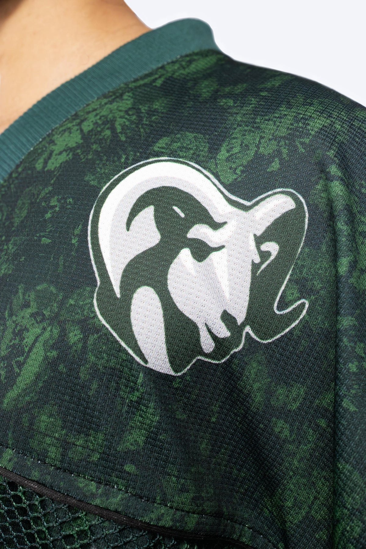 DROP 3 - Outbreak Mesh Jersey